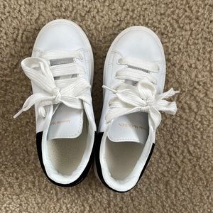 Kids Sneakers
